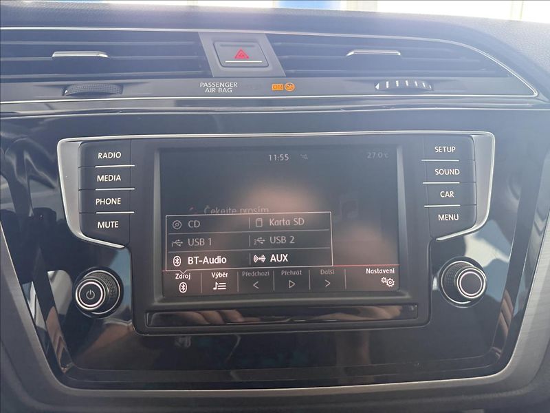 Volkswagen Touran 1,2   TSI,COMFORTLINE,SERVISKA - fotka 15 z 22