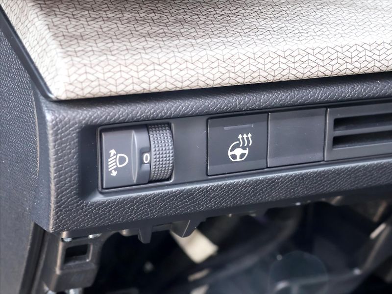Citroën C5 X 1,6 PT 180k CZ Exclusive DPH - fotka 15 z 37