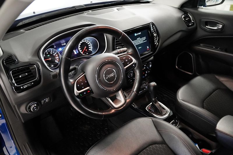 Jeep Compass - fotka 5 z 6