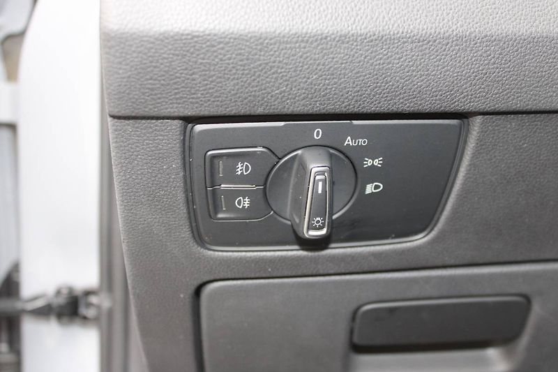 Volkswagen Passat (2022) 2.0 TDI DSG 147kW WEBASTO - fotka 10 z 35