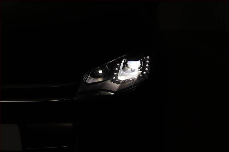 Volkswagen Touareg (2014) 3.0 TDI, 4X4, Automat - fotka 24 z 25
