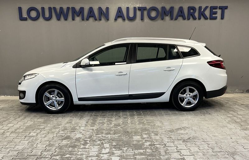 Renault Mégane 16V DYNAMIQUE - fotka 3 z 17