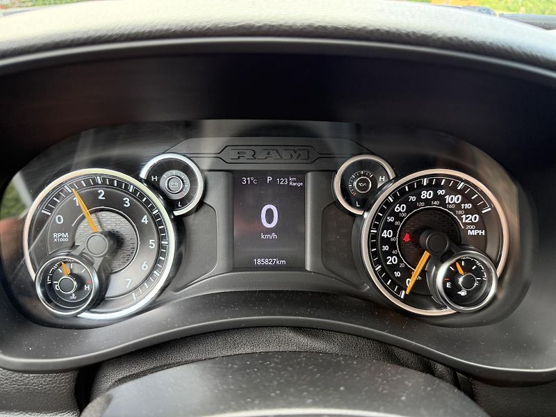 Dodge RAM (2020) +2500+HEMI+LPG+8feet LONG+ - fotka 22 z 26