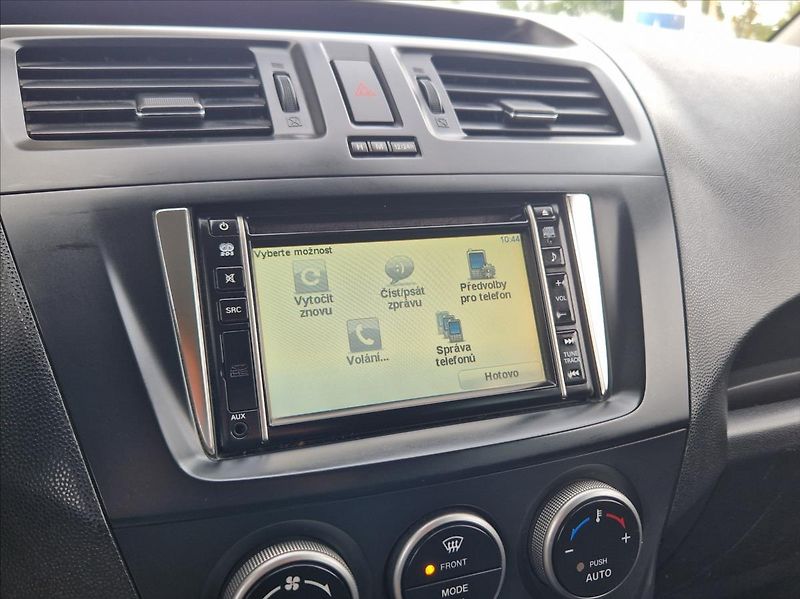 Mazda 5 1,6 MZR-CD 85kW 7MÍST +ALUZIMA - fotka 33 z 40