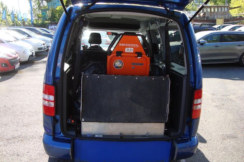 Volkswagen Caddy (2014) 1.6 TDi, Invalid úprava,rampa - fotka 14 z 73