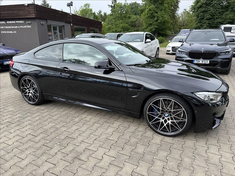 BMW M4 Competition - fotka 4 z 26