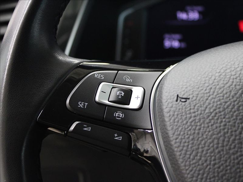 Volkswagen Tiguan 2,0 TSi 140 KW, LED, DSG, 4 Mo - fotka 19 z 30