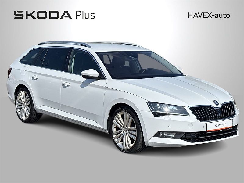 Škoda Superb (2016) Combi 2.0 TDI DSG Style + - fotka 34 z 37