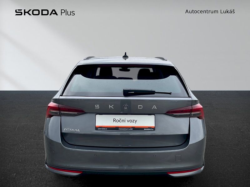 Škoda Octavia (2025) OCT.COMBI TOP SELECTION 2,0 TD - fotka 9 z 27