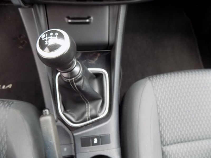 Toyota Corolla (2019) 1.4VVT-i/LPG/LED/Klimatizace/ - fotka 26 z 31