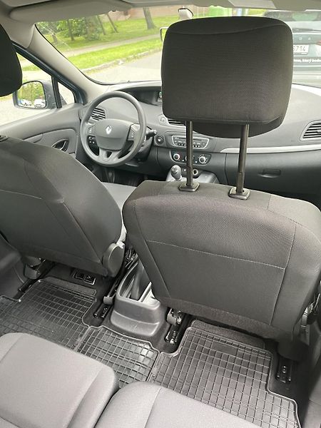 Renault Scénic (2012) Megane Scénic - fotka 11 z 12