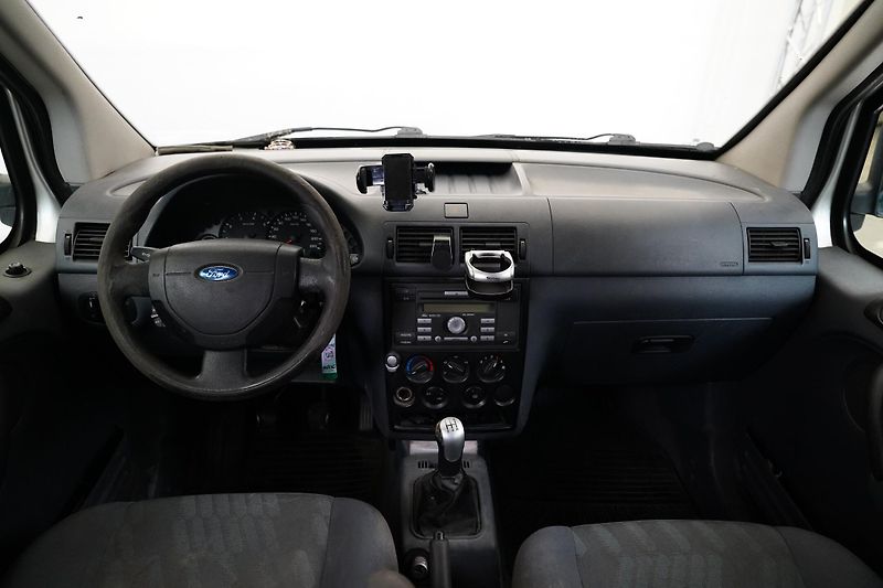 Ford Tourneo - fotka 5 z 25