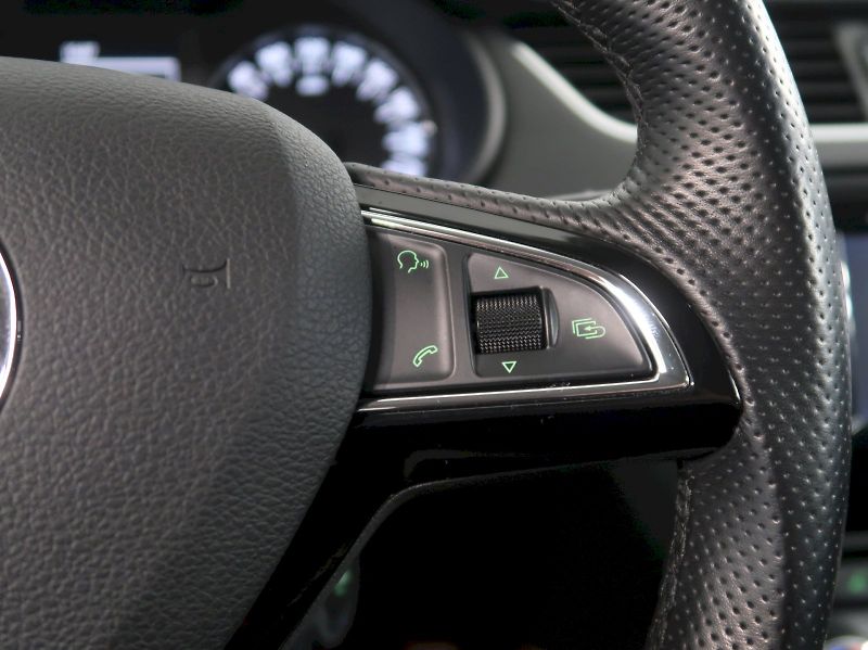 Škoda Octavia (2014) ELEGANCE 1.4TSI 103KW - fotka 19 z 33