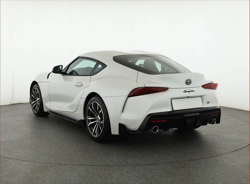 Toyota Supra (2024) 2.0 Turbo - fotka 4 z 19