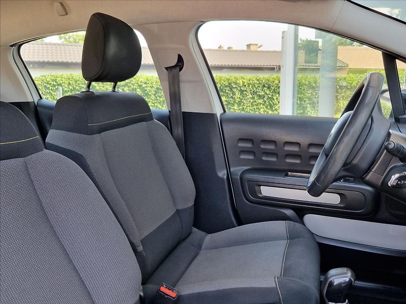 Citroën C3 1,2 i 61kW TEMPO AC KLIMA - fotka 14 z 31