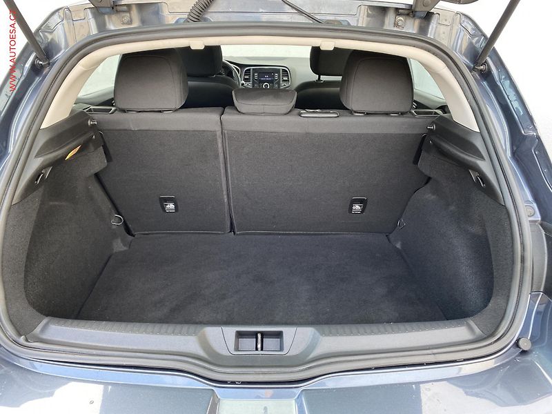 Renault Mégane (2016) 1.2 TCe, Zen, AC, tempo - fotka 7 z 16