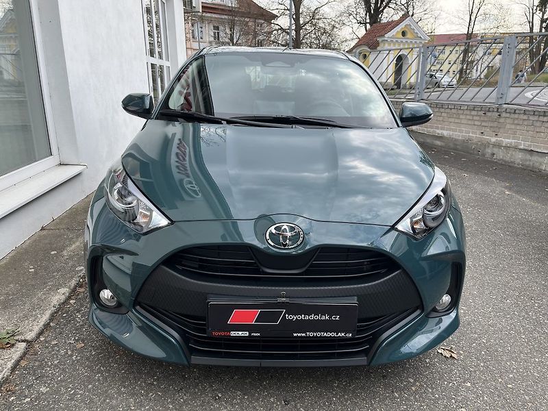 Toyota Yaris 1.5L HEV116 CVT Comfort - fotka 2 z 26