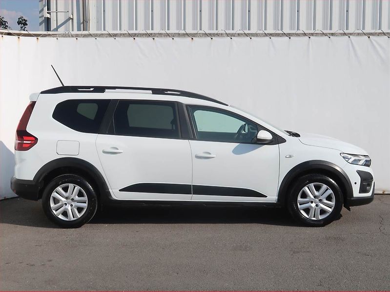 Dacia Jogger (2024) 1.0 TCe, LPG, ČR,1.maj - fotka 5 z 19