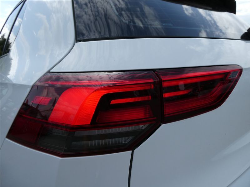 Volkswagen Golf 2,0 TDi VIII 2x kola,LED,CEBIA - fotka 11 z 49
