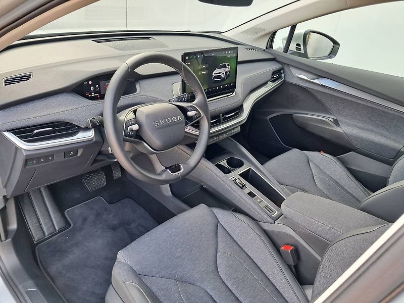 Škoda Elroq (2025) 60 Selection 150kw / 63kWh E1H - fotka 20 z 27