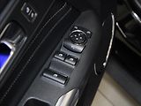 Ford Mustang 5,0 V8 331kW AT 26 700km! EU - náhled 18