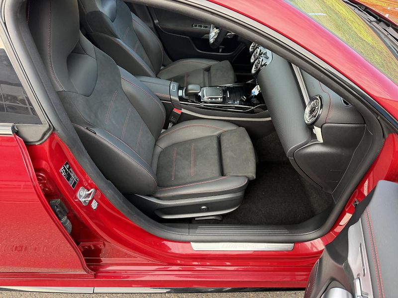 Mercedes-Benz CLA AMG CLA 35 225kW automat kůže  - fotka 19 z 23
