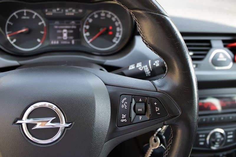 Opel Corsa Pravidelně servisované, velice - fotka 27 z 30