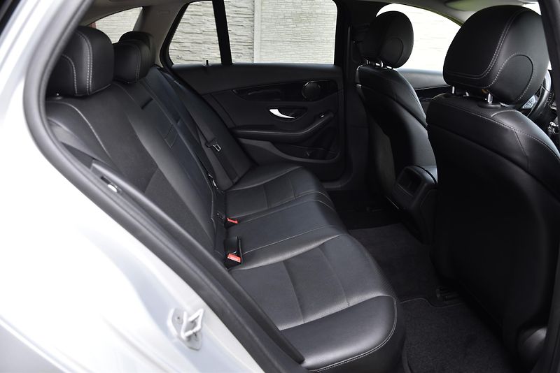 Mercedes-Benz Třídy C 180 CDi,KŮŽE,TEMP,NAVI,KLIMA - fotka 38 z 48