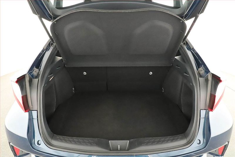 Toyota C-HR (2023) Comfort 1.8 Hybrid, COMFORT - fotka 9 z 14