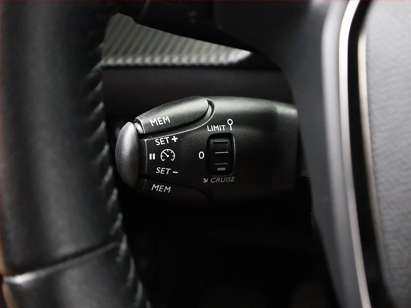 Peugeot 208 (2021) 1.2 PureTech, ČR,1.maj - fotka 19 z 19