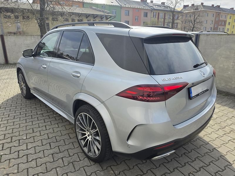 Mercedes-Benz GLE (2024) 450d 4MATIC AMG + Záruka - fotka 4 z 25