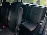 Volkswagen Touran 1.6TDI MAN 7MÍST LED SERVISKA - náhled 33