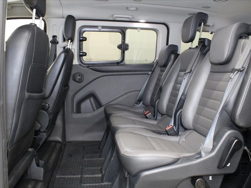 Ford Tourneo Custom 2,0 EB 136kW AT Titan.X 1.maj. - fotka 7 z 25