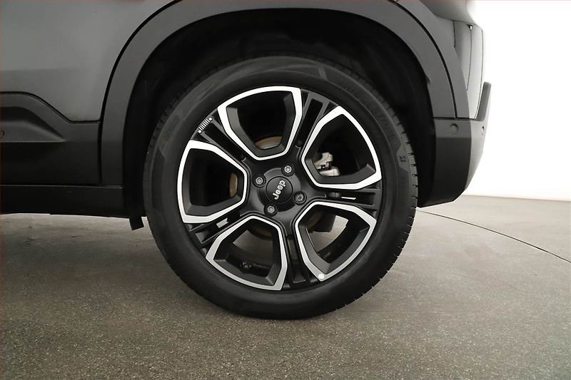 Jeep Avenger (2023) 54 kWh, SoH 94% - fotka 20 z 20