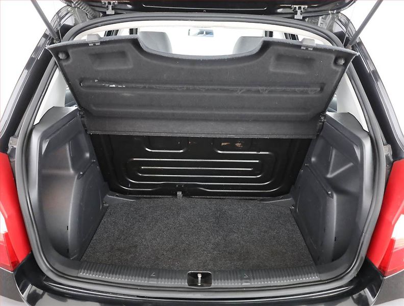 Škoda Fabia (2007) 1.2, nová STK, v provozu - fotka 12 z 12