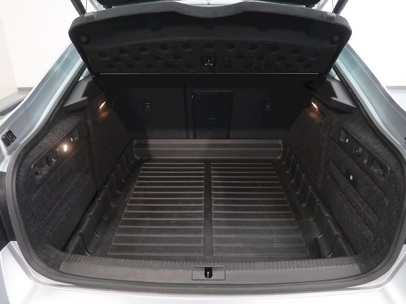 Škoda Superb (2019) STYLE 2.0TDI 140KW 4x4 DSG WEB - fotka 40 z 42