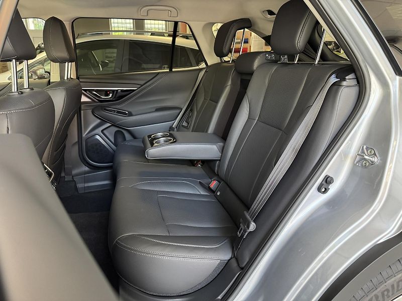 Subaru Outback (2026) 2.5i-T Touring Lineartronic - fotka 13 z 20