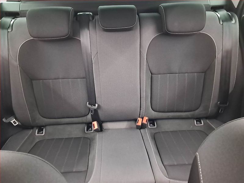 Škoda Fabia (2019) Style 1.0 TSI, Serv.kniha - fotka 10 z 17