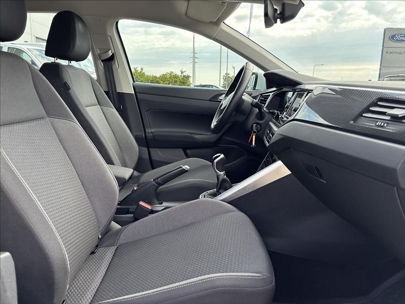 Volkswagen Taigo 1,0 TSI 81kW Life - fotka 19 z 46