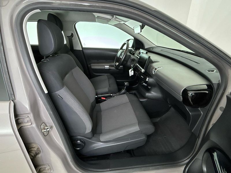 Citroën C4 Cactus Hatchback - fotka 9 z 28