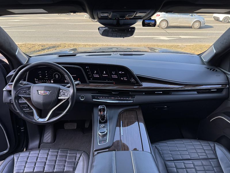 Cadillac Escalade 6,2 Sport Platinum MAX VÝBAVA! - fotka 25 z 51