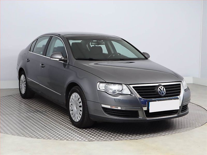 Volkswagen Passat (2005) 2.0 TDI, po STK, CZ doklady - fotka 1 z 12
