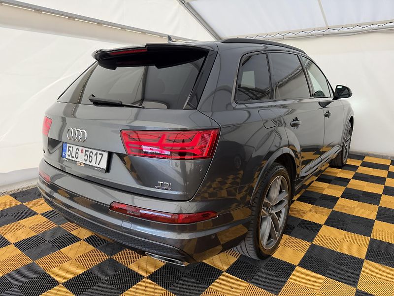Audi Q7 3.0Tdi*200kw*CZ*DPH*S-Line* - fotka 5 z 47