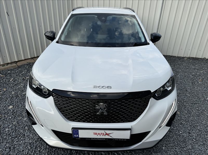 Peugeot 2008 1,2 i ALLURE DPH 1.maj původČR - fotka 6 z 50