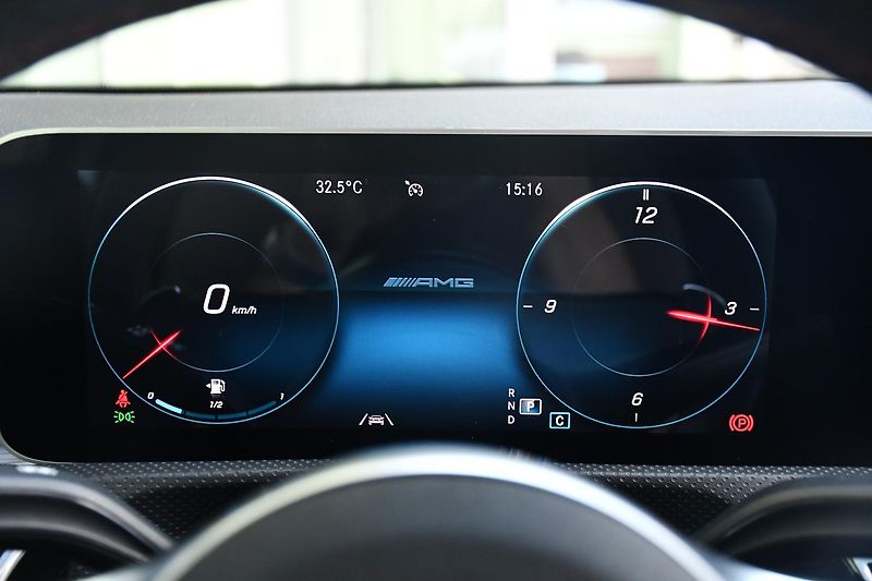 Mercedes-Benz Třídy A 45S AMG 4MATIC+PPF - fotka 34 z 59