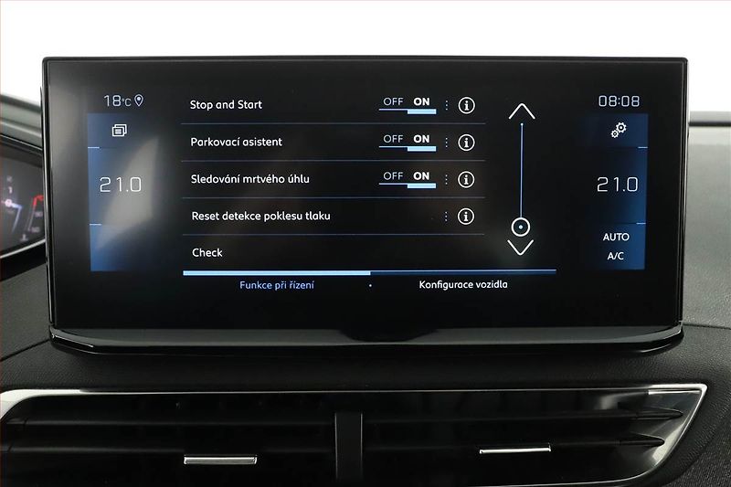 Peugeot 5008 (2022) Allure 1.5 BlueHDi - fotka 14 z 19