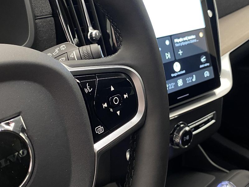Volvo XC90 (2026) T8 AWD RECHARGE BRIGHT PLUS 7m - fotka 28 z 72