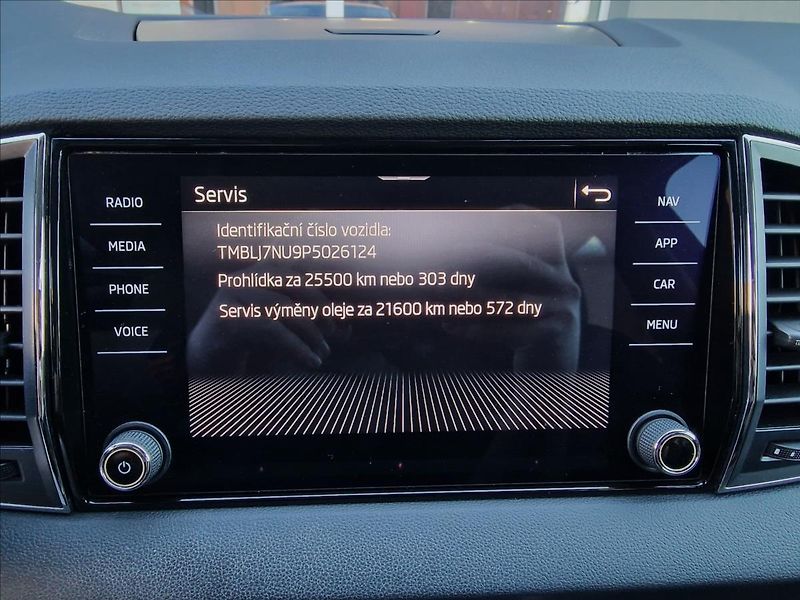 Škoda Karoq 2.0TDI 110kW 4x4 DSG Style,ČR - fotka 30 z 50