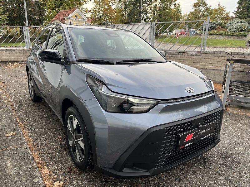 Toyota Aygo 1.5L HEV Comfort - fotka 3 z 26