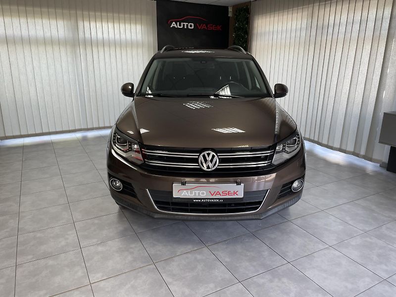 Volkswagen Tiguan 2.0 TDi DSG 4x4 SERVISKA TZ  - fotka 4 z 27